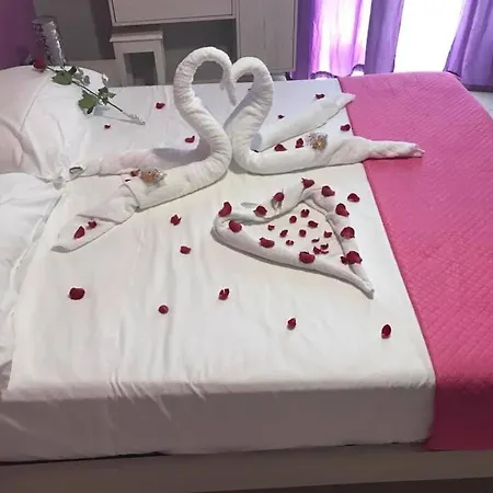 A Due Passi Dal Mare Bed and breakfast