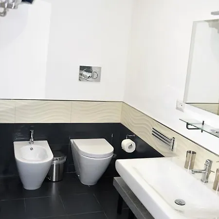 B&B A Due Passi Dal Mare Frühstückspension