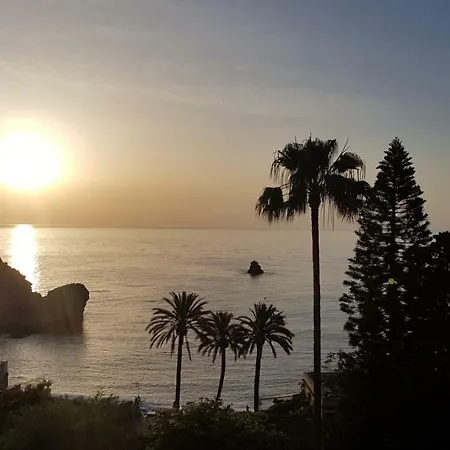 B&B A Due Passi Dal Mare Bed & Breakfast Taormina