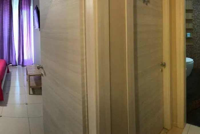A Due Passi Dal Mare B&B 타오르미나