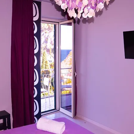 B&B A Due Passi Dal Mare 타오르미나
