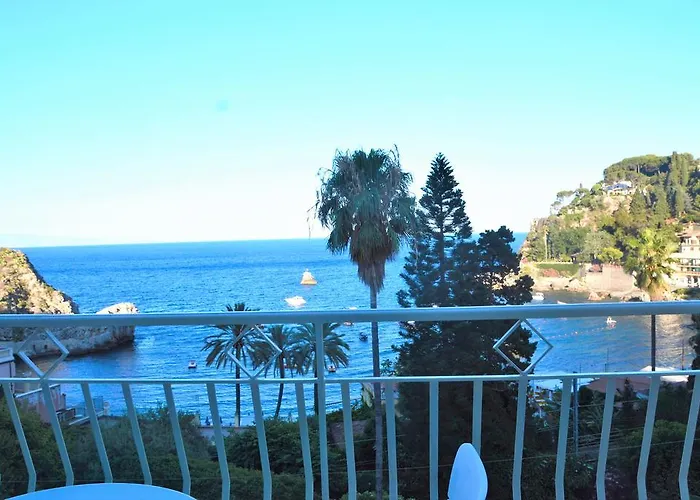 A Due Passi Dal Mare 3* Ταορμίνα